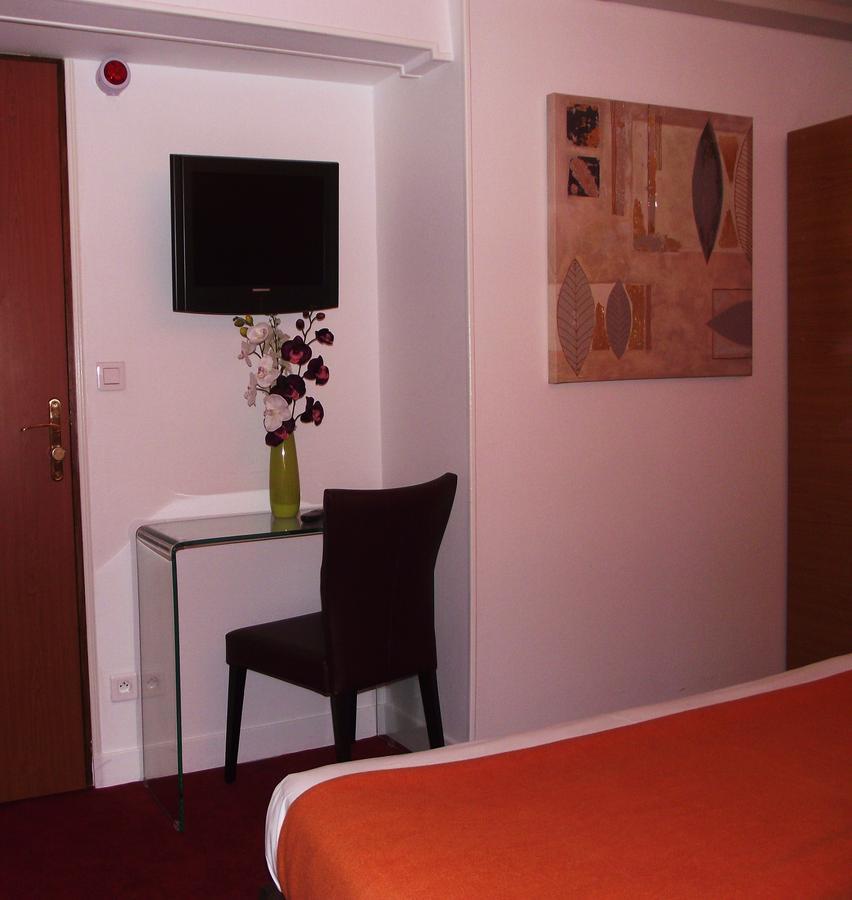 Le Nouvel Hotel Du Theatre Paris Oda fotoğraf